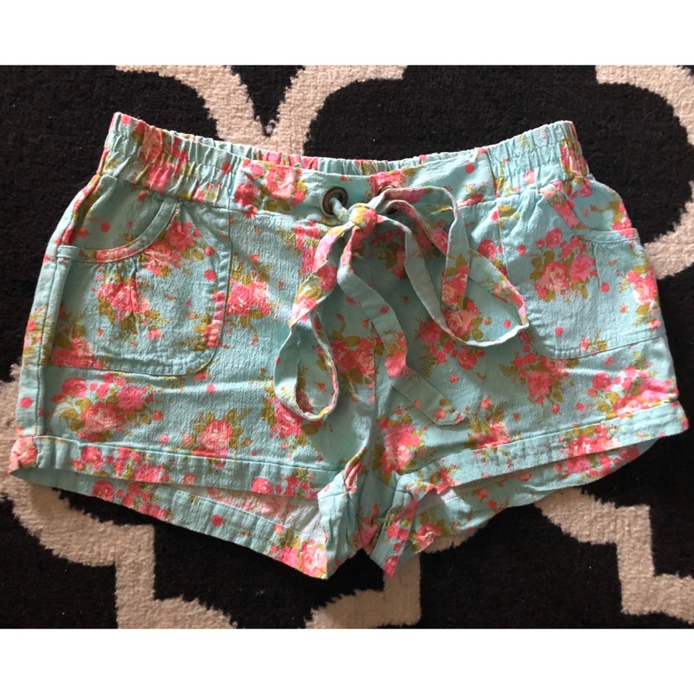 Floral shorts size XL